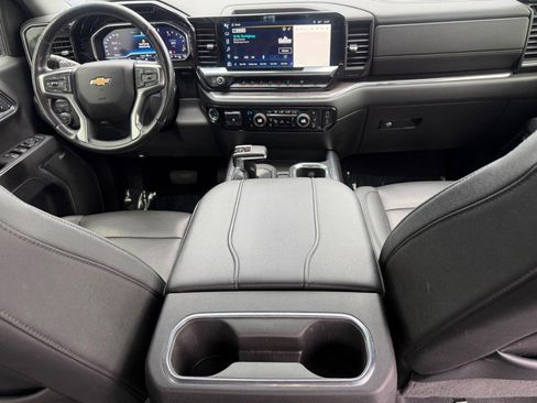 Used 2023 Chevrolet Silverado 1500 LTZ AWD/4WD image 11