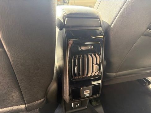 Used 2024 Jeep Compass Latitude AWD/4WD image 16