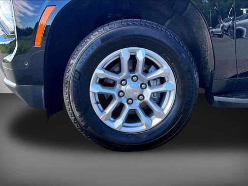 Used 2025 Chevrolet Tahoe LT AWD/4WD image 8
