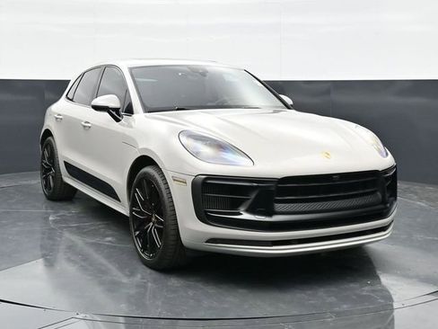 Used 2022 Porsche Macan GTS AWD/4WD image 4