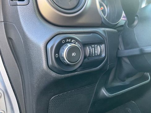 Used 2020 Jeep Wrangler Unlimited Sport S image 14