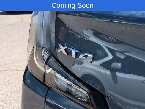 Used 2024 Cadillac XT4 Sport w/ Cold Weather Package AWD/4WD image 12