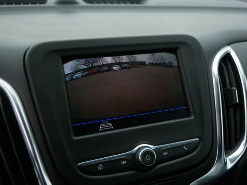 Used 2021 Chevrolet Equinox LT AWD/4WD image 32