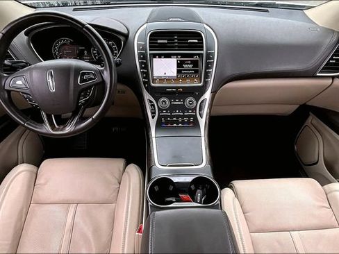 Used 2017 Lincoln MKX Reserve FWD image 7