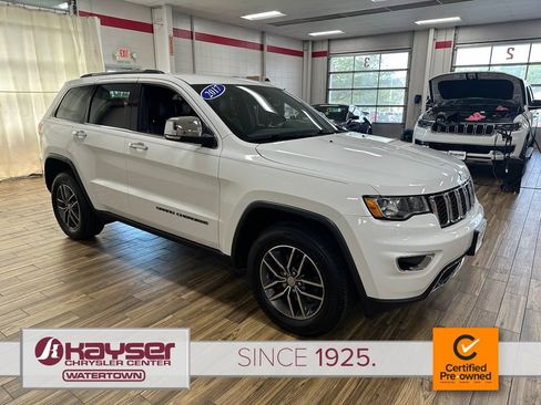 Certified 2017 Jeep Grand Cherokee Limited AWD/4WD image 6