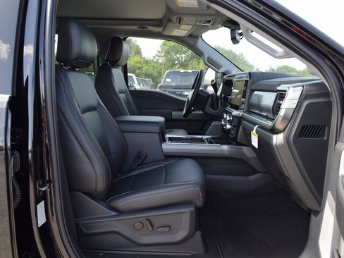 New 2025 Ford F350 Lariat w/ Lariat Ultimate Package image 23