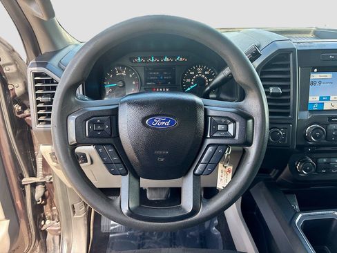 Used 2018 Ford F150 XL w/ Equipment Group 101A Mid AWD/4WD image 11