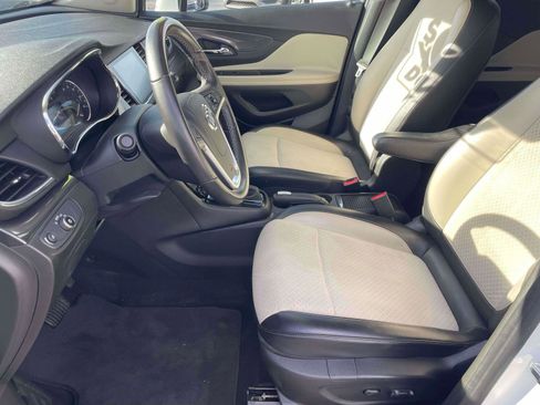 Used 2019 Buick Encore Preferred w/ Safety Package image 5