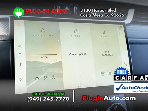 Used 2021 Jaguar F-PACE SVR image 34