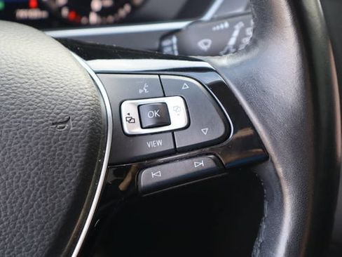 Used 2019 Volkswagen Tiguan SEL Premium AWD/4WD image 13
