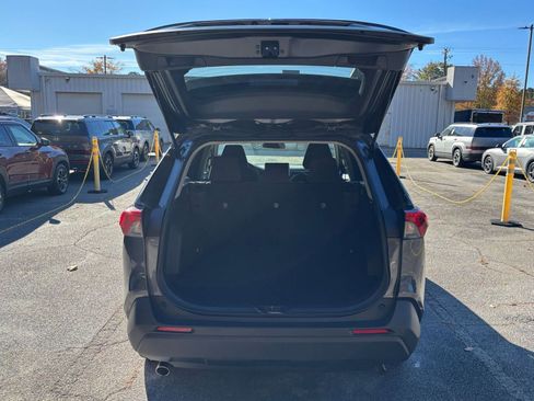 Used 2025 Toyota RAV4 LE image 31