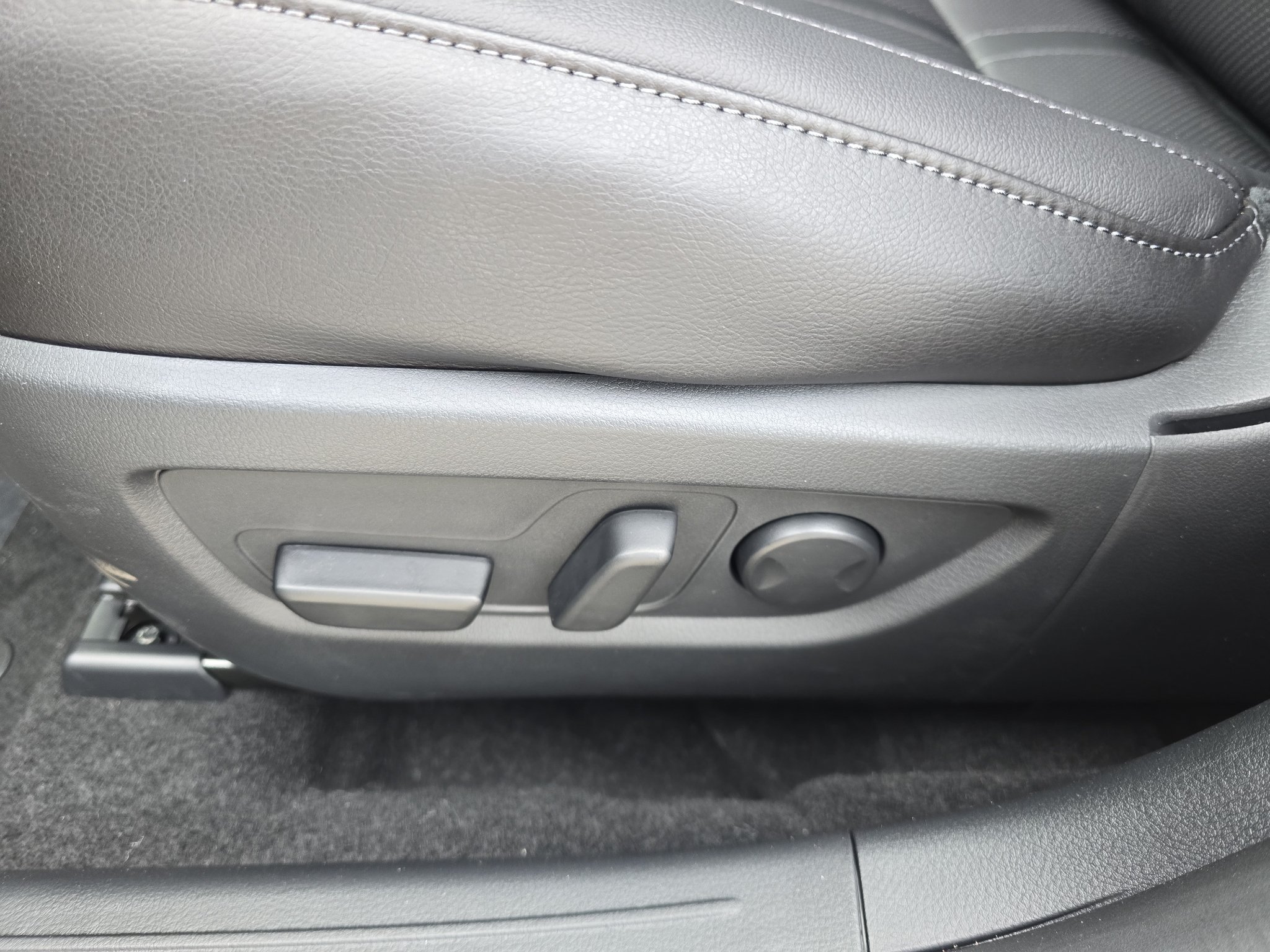 New 2026 MAZDA CX-50 AWD 2.5 S w/ Accent Package image 15