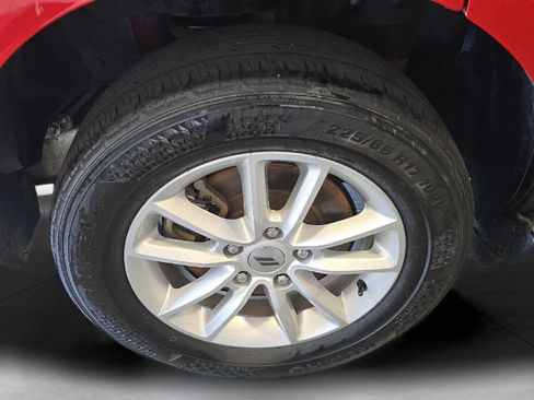 Used 2019 Dodge Journey SE FWD image 21