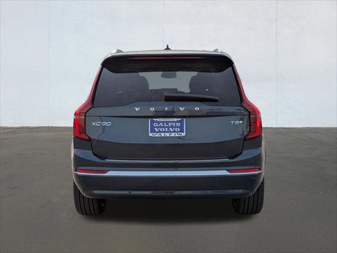 New 2026 Volvo XC90 T8 Ultra w/ Protection Package Premier image 5