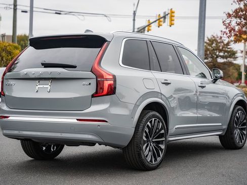 New 2026 Volvo XC90 B6 Ultra image 4