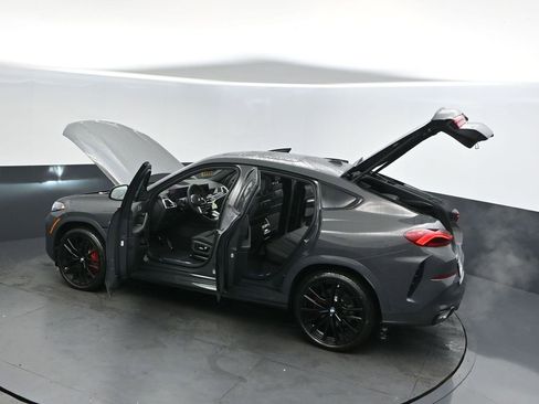 New 2026 BMW X6 xDrive40i w/ Climate Comfort Package image 47