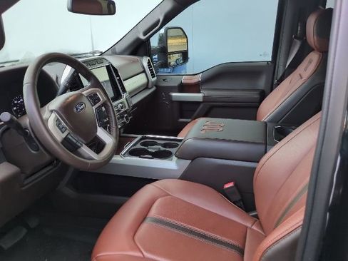Used 2022 Ford F450 King Ranch w/ King Ranch Ultimate Package image 6