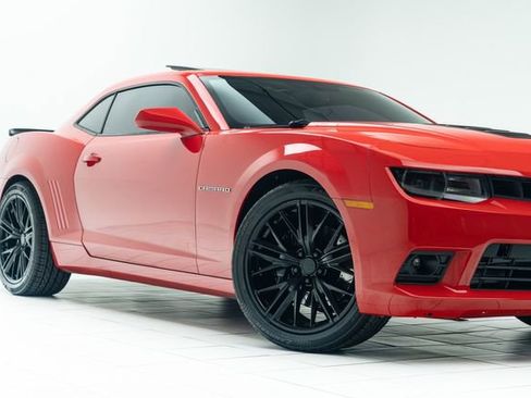 Used 2014 Chevrolet Camaro SS w/ RS Package image 3