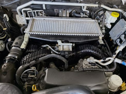 Used 2022 Subaru Ascent Premium AWD/4WD image 38
