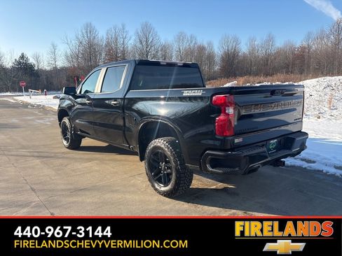Certified 2025 Chevrolet Silverado 1500 Custom Trail Boss w/ Dark Appearance Package image 3
