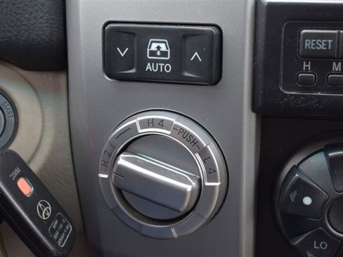 Used 2008 Toyota 4Runner SR5 AWD/4WD image 20
