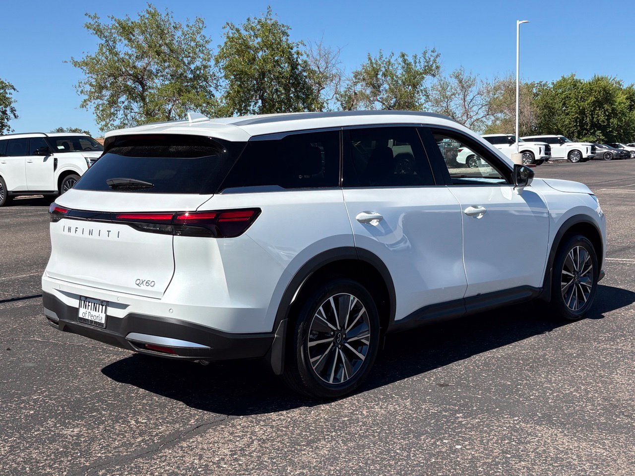 New 2027 INFINITI QX60 Luxe FWD image 6