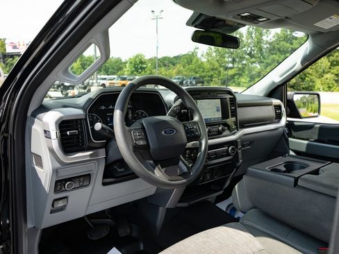 Used 2023 Ford F150 XLT AWD/4WD image 13