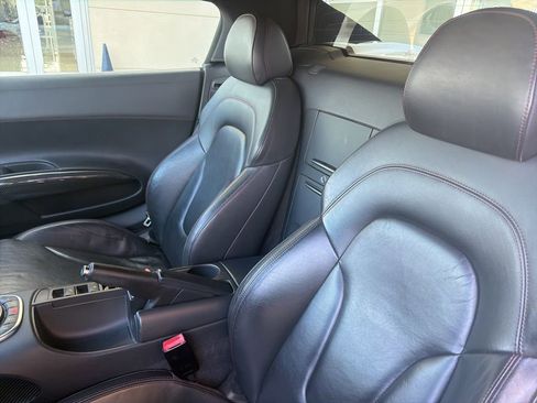 Used 2012 Audi R8 V10 image 13