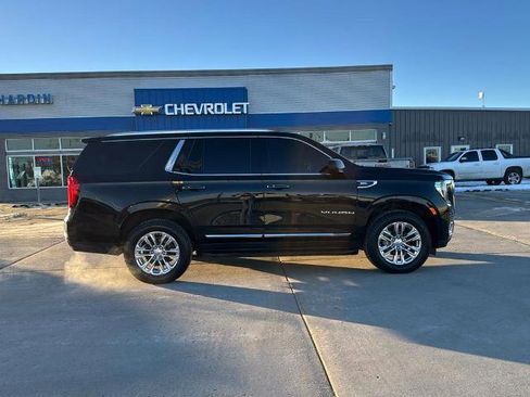 Used 2021 GMC Yukon SLT AWD/4WD image 7