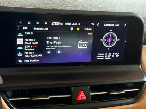 Used 2025 Kia Seltos EX w/ EX Sunroof Package AWD/4WD image 18
