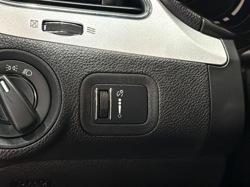 Used 2013 Dodge Journey FWD image 26