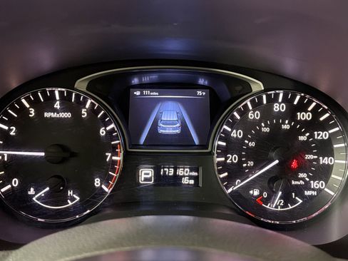 Used 2013 Nissan Pathfinder SL w/ SL Premium Pkg FWD image 16