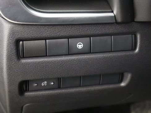 Used 2021 Nissan Rogue SV FWD image 22