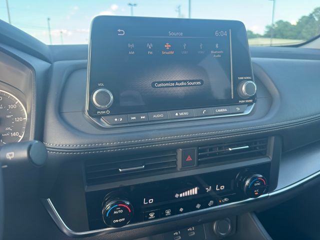 Used 2026 Nissan Rogue SV FWD image 16