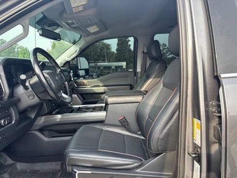 Used 2023 Ford F250 Lariat w/ Chrome Package AWD/4WD image 9