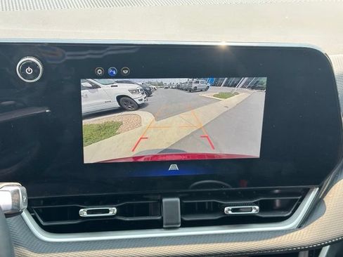 New 2026 Chevrolet Equinox LT AWD/4WD image 22