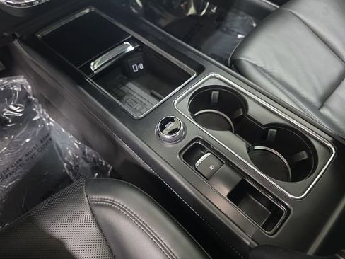 Used 2023 Lincoln Corsair AWD w/ Equipment Group 101A image 22