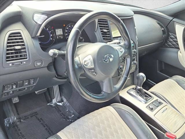 Used 2017 INFINITI QX70 2WD w/ Limited Package image 10