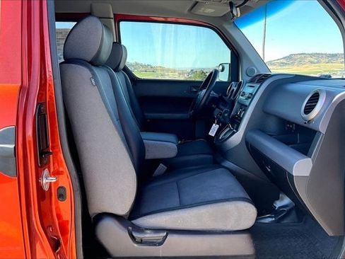 Used 2005 Honda Element EX image 28