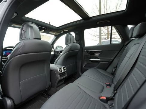 Used 2026 Mercedes-Benz GLC 300 4MATIC image 41