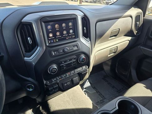Used 2024 Chevrolet Silverado 1500 Custom Trail Boss AWD/4WD image 27
