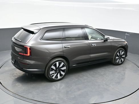 New 2025 Volvo EX90 Ultra image 22