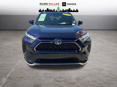 Certified 2023 Toyota RAV4 SE w/ Weather & Moonroof Package AWD/4WD image 9
