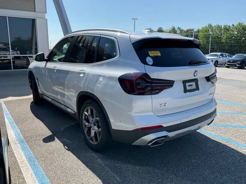 Used 2024 BMW X3 sDrive30i w/ Premium Package RWD image 4
