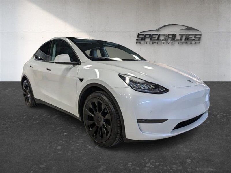 Used 2021 Tesla Model Y Long Range AWD/4WD image 1