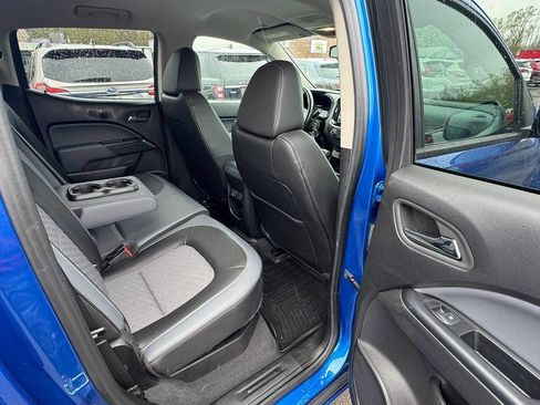 Used 2019 Chevrolet Colorado Z71 AWD/4WD image 12