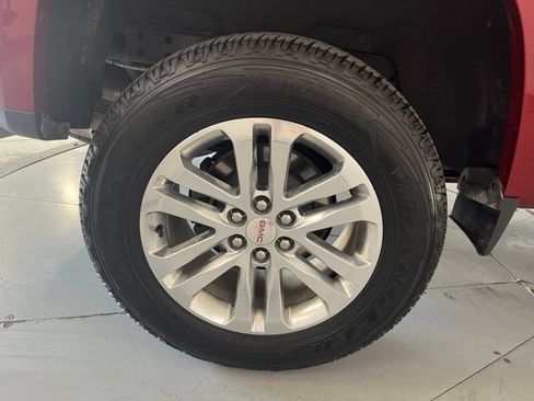 Used 2017 GMC Canyon SLT w/ Driver Alert Package AWD/4WD image 16