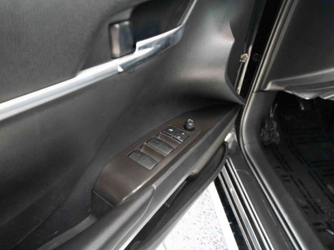 Used 2023 Toyota Camry LE FWD image 7