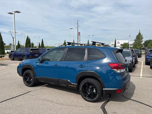 Used 2025 Subaru Forester Wilderness AWD/4WD image 6