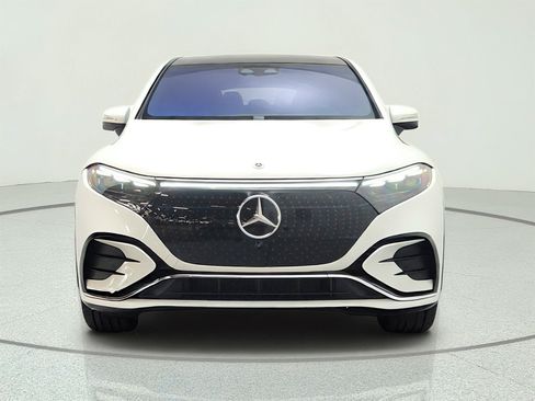 Used 2023 Mercedes-Benz EQS 450+ 4MATIC SUV image 2